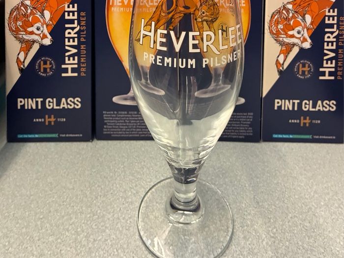 Heverlee Belgian beer pint glass