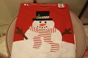 Decorative christmas tree skirt