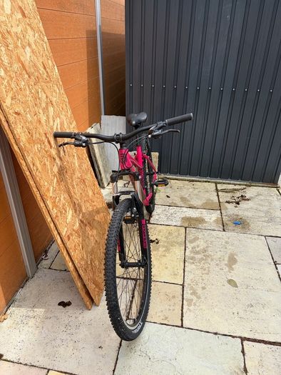 Ridgeback bike 28"