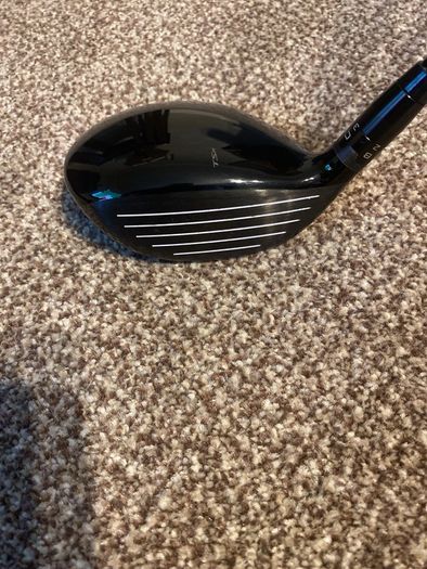 Titleist TSR3.   3 Wood