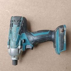 Makita impactor