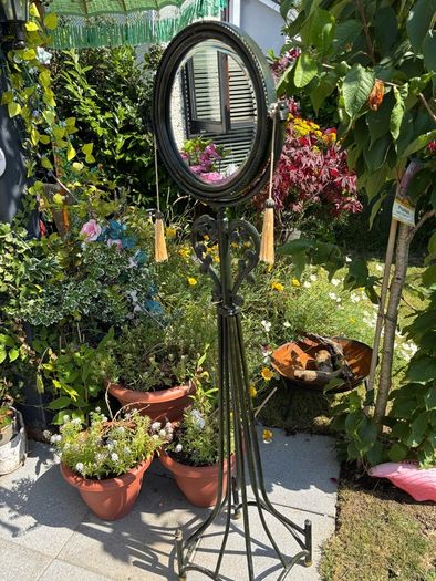 mirror freestanding