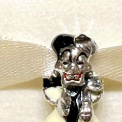 Pandora Disney Villians Cruella De Vil Charm