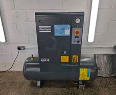 Atlas copco rotary screw compressor 200ltr
