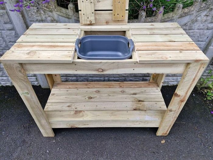 Potting Table