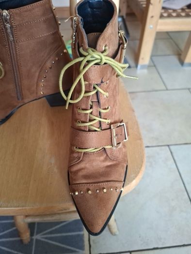 ankle boots by UNA HEALY