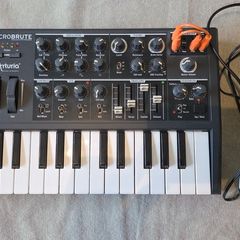 Arturia Microbrute Analog Synthesiser