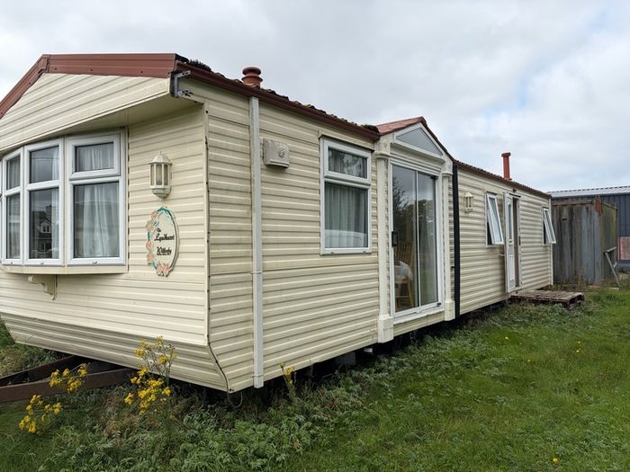 Willerby Wyndhurst 37x12 ft Mobile Home for Sale