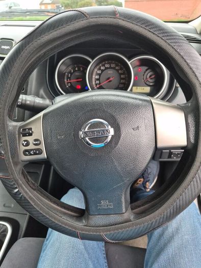 Nissan Tiida 2010