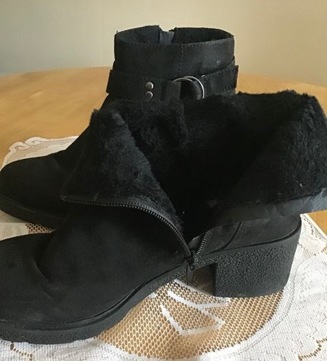 Ladies Boots