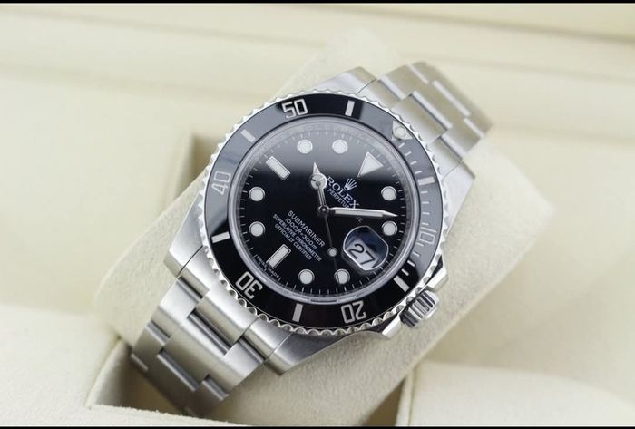 Rolex Submariner Date