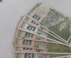 8 x pound notes