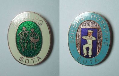 SDTA (Scottish Dance Teachers Alliance) - a pair of award badges for the Sailor's Hornpipe and Irish Jig genres of dance (c.1990's). Only 8 Euro the pair.