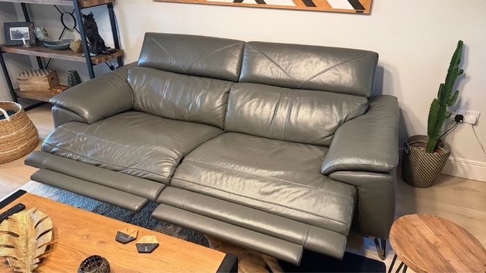 Sofa Iconica Caldo 3 Seater Power Recliner