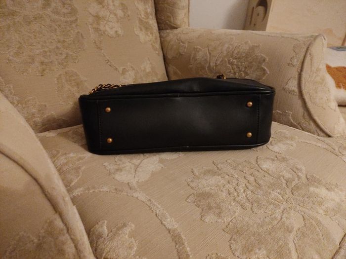 Guess handbag, barely used