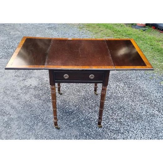 Drop Leaf Table KAS1349