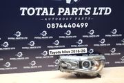 Toyota hilux 2016-20 headlight