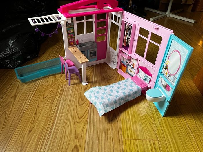 Carry Along Barbie House