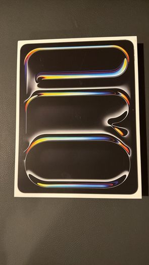 ipad Pro 11-inch 256GB (M5 IRISH STOCK) Brand New Sealed 1 year Apple warranty RECEIPT