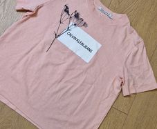 Calvin Klein Tshirt - M