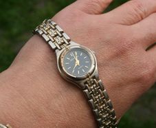 Vintage Geneva Ladies Quartz Watch