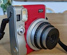 Fujifilm Instax Mini 90 Red