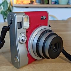 Fujifilm Instax Mini 90 Red