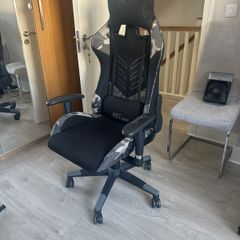 gaming chair