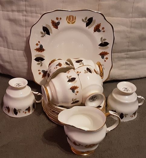 Golfing / smoking and Arklow Pottery Part Tea Set