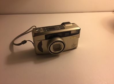 Nikon One-Touch Zoom 90 35mm