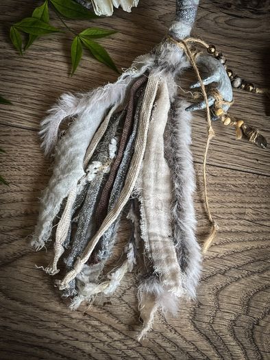 Dreadwraps / Hairwraps Fantasy White Grey Hairwrap Dreadwrap with a Pyrography Bead Antler and Trinkets Cosplay