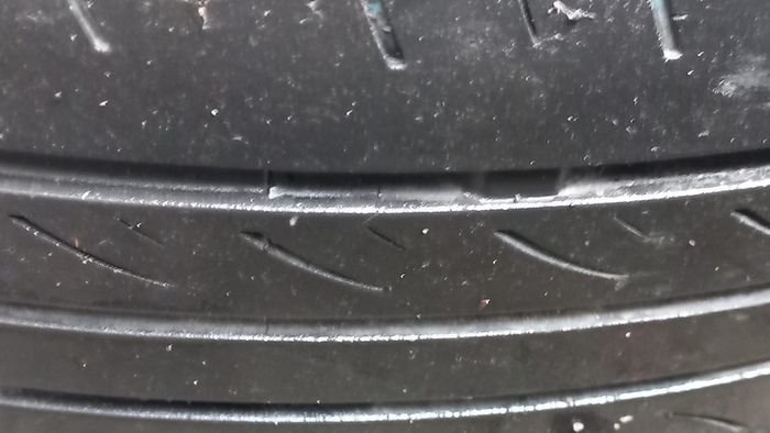 Ford 4 Wheels and tyres