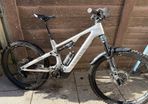 Canyon Spectral:ON CF 9 AXS Medium e-bike (with spare 900w/hr battery)
