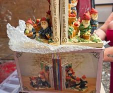country gardening book ends