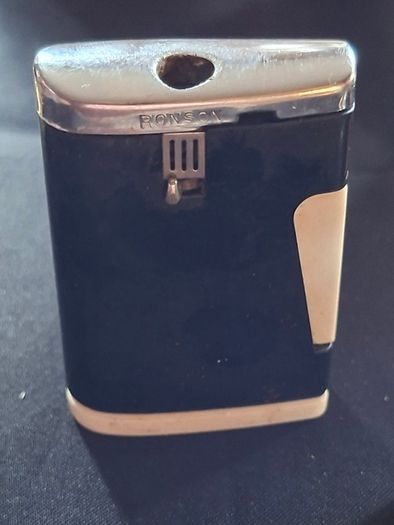 Lot of Old Lighters 5 Ronson, 1 Colibri in original box and 1 Ambassador all sold as parts or repair as I've no way of checking them, Postage Available or Collection