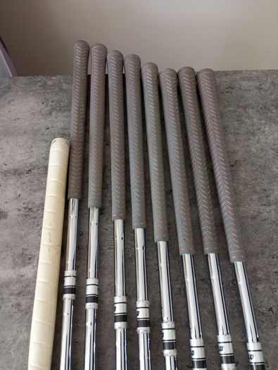 Women's L flex golf irons and putter.
