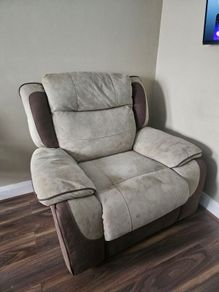 Recliner single seater chair