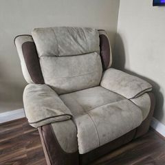 Recliner single seater chair