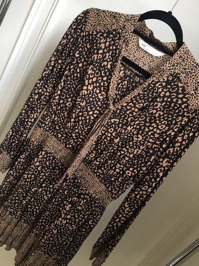 zara dress size small