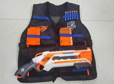 Nerf N-Strike Elite Blaster with Nerf Tactical Vest and 12 darts