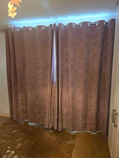 pink curtains in perfect condition