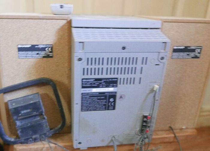 Sharpes Mini Stereo With Twin Speakers " Works Well "