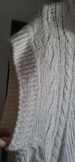 Massimo Dutti Italian Yarn Roll Neck - Sz XS (Fit 10-14UK)