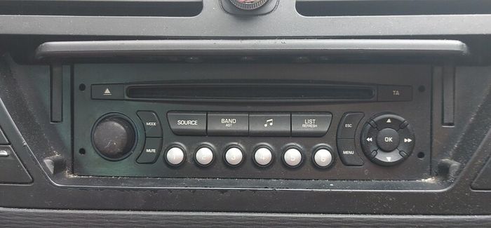 Citreon CD Radio