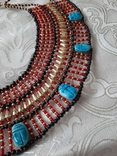 stunning beaded neck piece