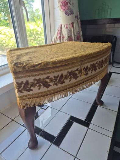 Vintage MidCentury 1950s Tapestry sewing box foorstool