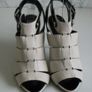 Karen Millen Designer White Black Strappy Heels Sandals Image 4