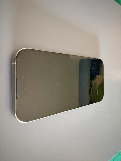 iPhone 16 Pro 512gb Mint Condition (Like New)