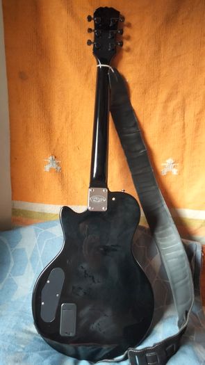 Modified 6 string Stagg L250 ( les paul junior Shape)
