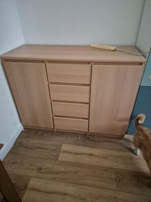 sideboard